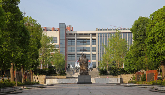 學校大門