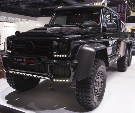 6輪越野車