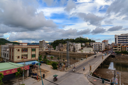 陽(yáng)江東平漁港