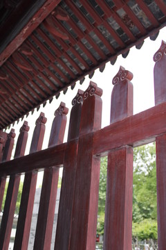實(shí)木柵欄