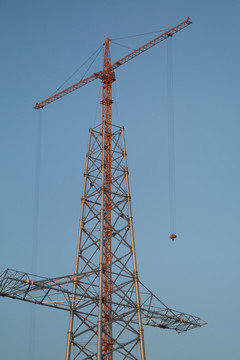 高壓塔建設(shè)
