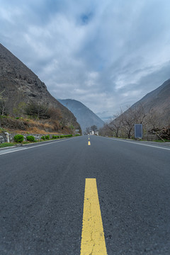 藏區(qū)公路