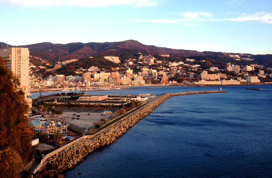 海濱城市