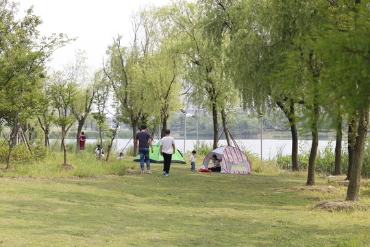 游玩 郊游 春游