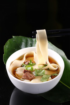 牛肉燴面