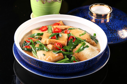 韭菜燒豆腐