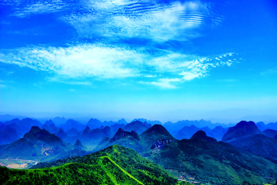 傲視群山