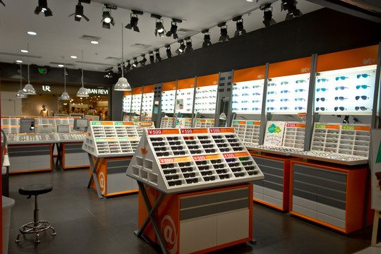 眼鏡店