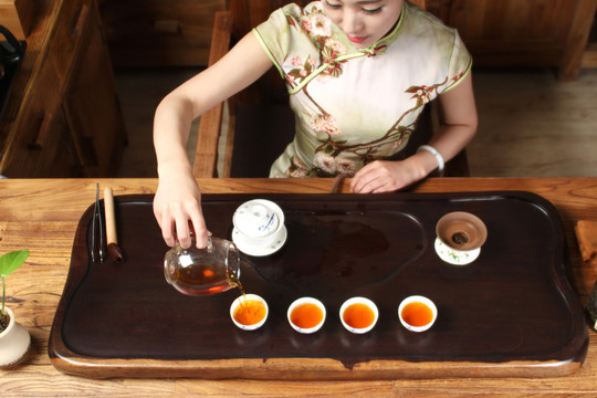 茶藝表演 倒茶 茶道