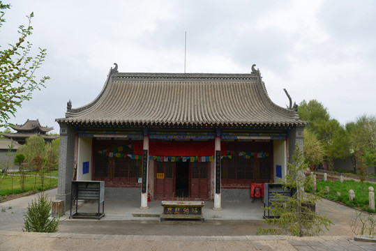巴里坤地藏寺