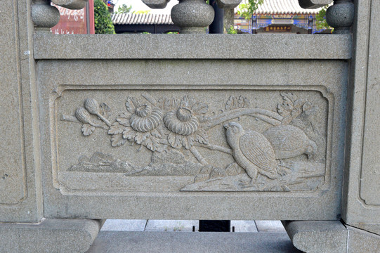 橋欄浮雕
