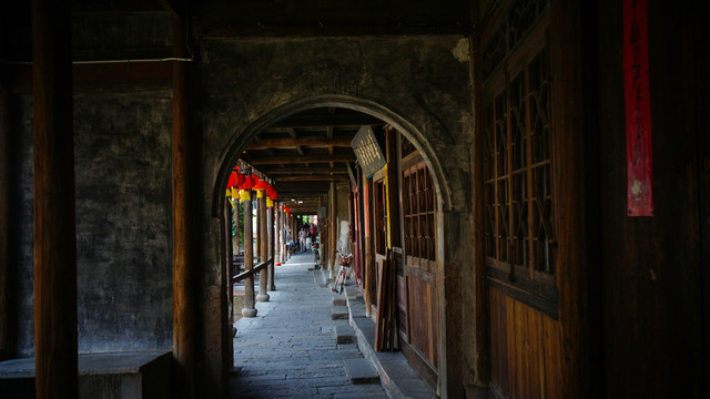 新市古鎮(zhèn)廊橋