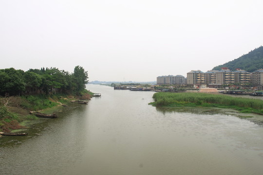 環(huán)巢湖 白山鎮(zhèn)