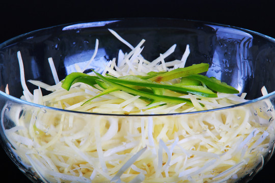 青椒土豆絲
