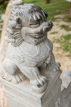 獅子雕塑
