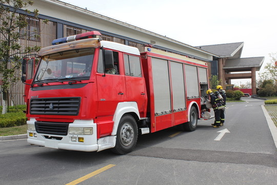 消防車