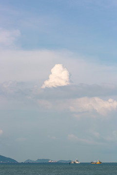 天空和云