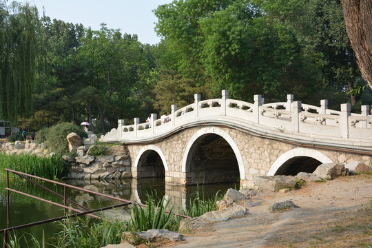 石拱橋