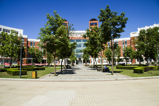 大連海事大學(xué)圖書館