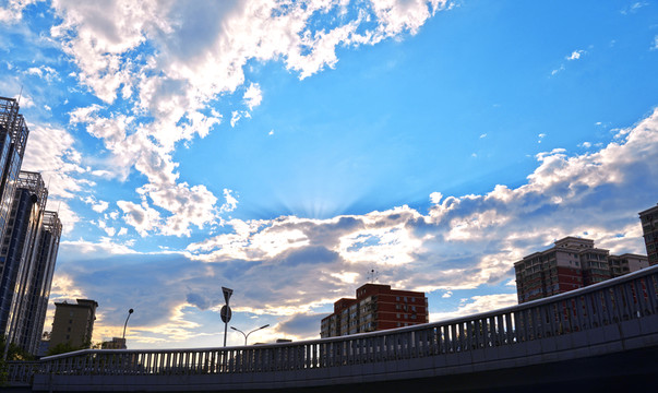 東二環(huán)天空