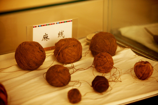 千年前的織布料工具 海南風(fēng)情