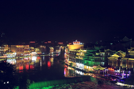 鳳凰夜景