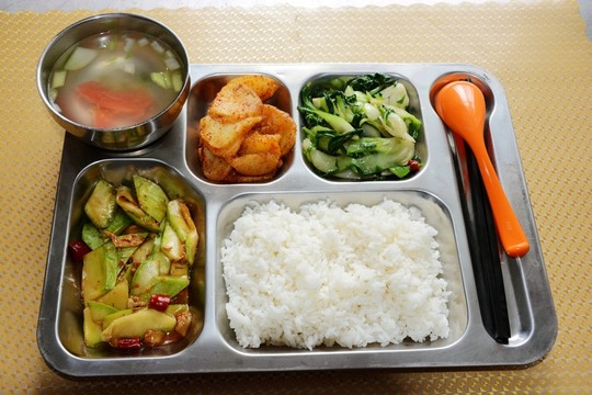 員工餐