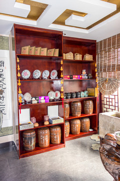 茶樓吧臺(tái)裝飾裝修家具茶具擺設(shè)