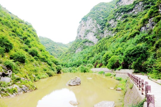 山谷