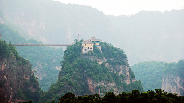 崆峒山