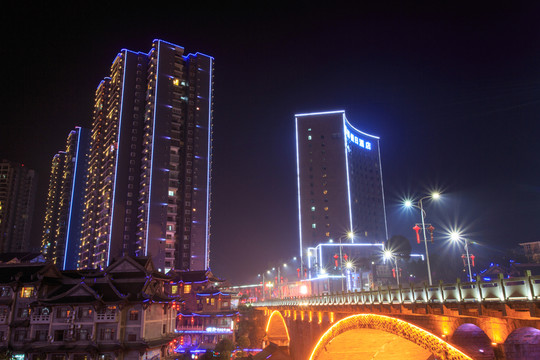 敘永新區(qū)和平大橋夜景