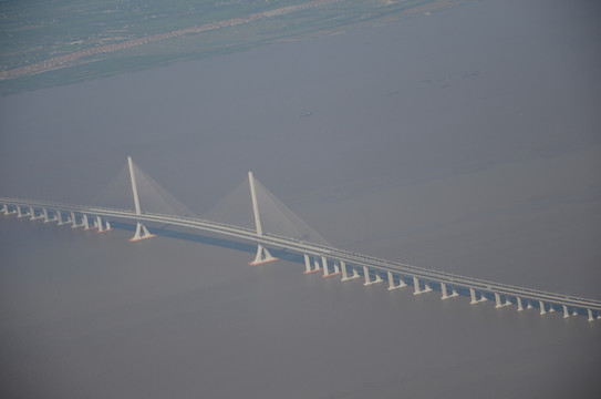 東海灣大橋