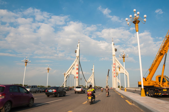 聊城湖南路大橋