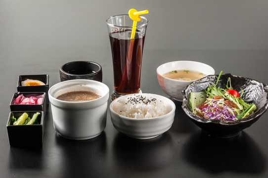臺灣經(jīng)典肉燥飯