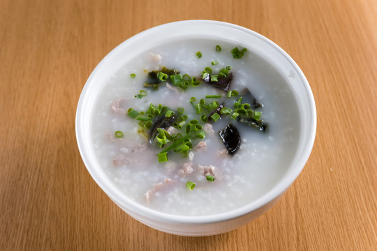 皮蛋瘦肉粥