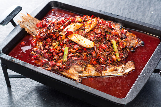 烤魚 麻辣味