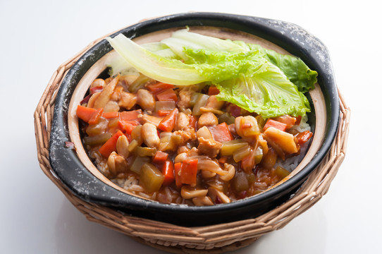 宮保雞丁煲仔飯