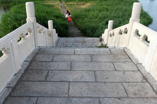 石橋 蘆葦
