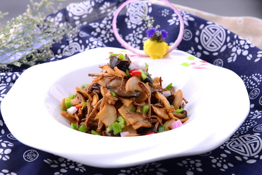 手撕香菌