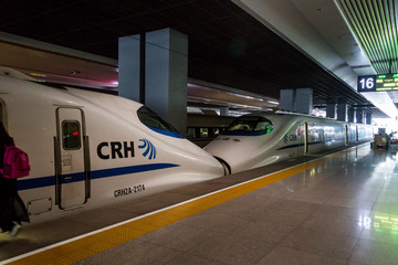 高鐵動(dòng)車(chē)