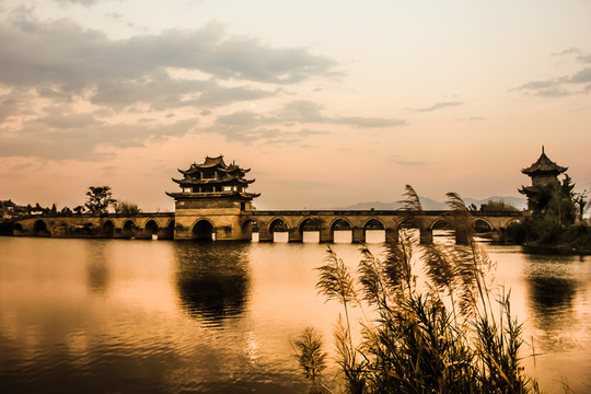 十七孔橋