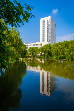 上海工程技術大學