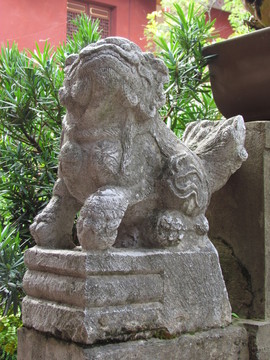 石獅子