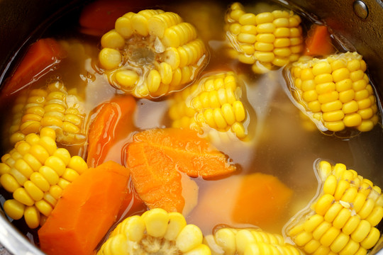 蘿卜玉米湯
