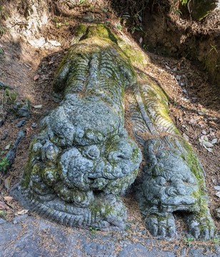 千獅山石獅