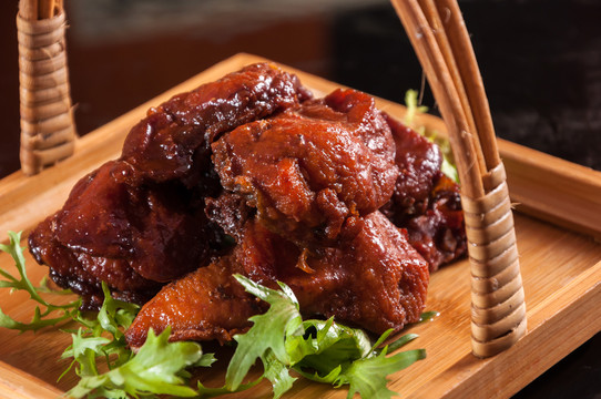 蔥烤鯽魚(yú)