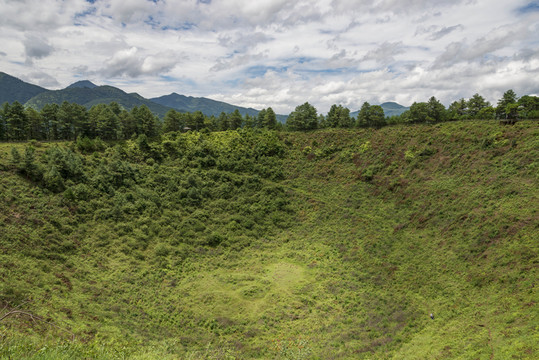 騰沖小火山山口