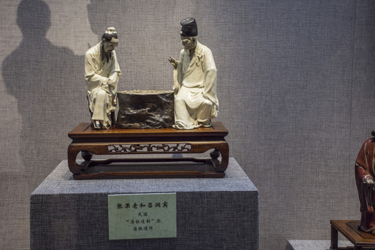 人物泥塑