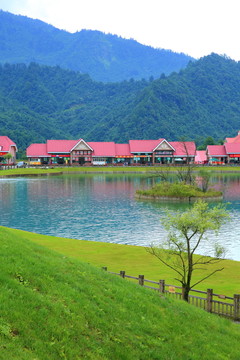 湖畔風景