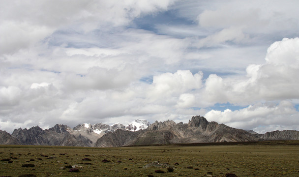 群山